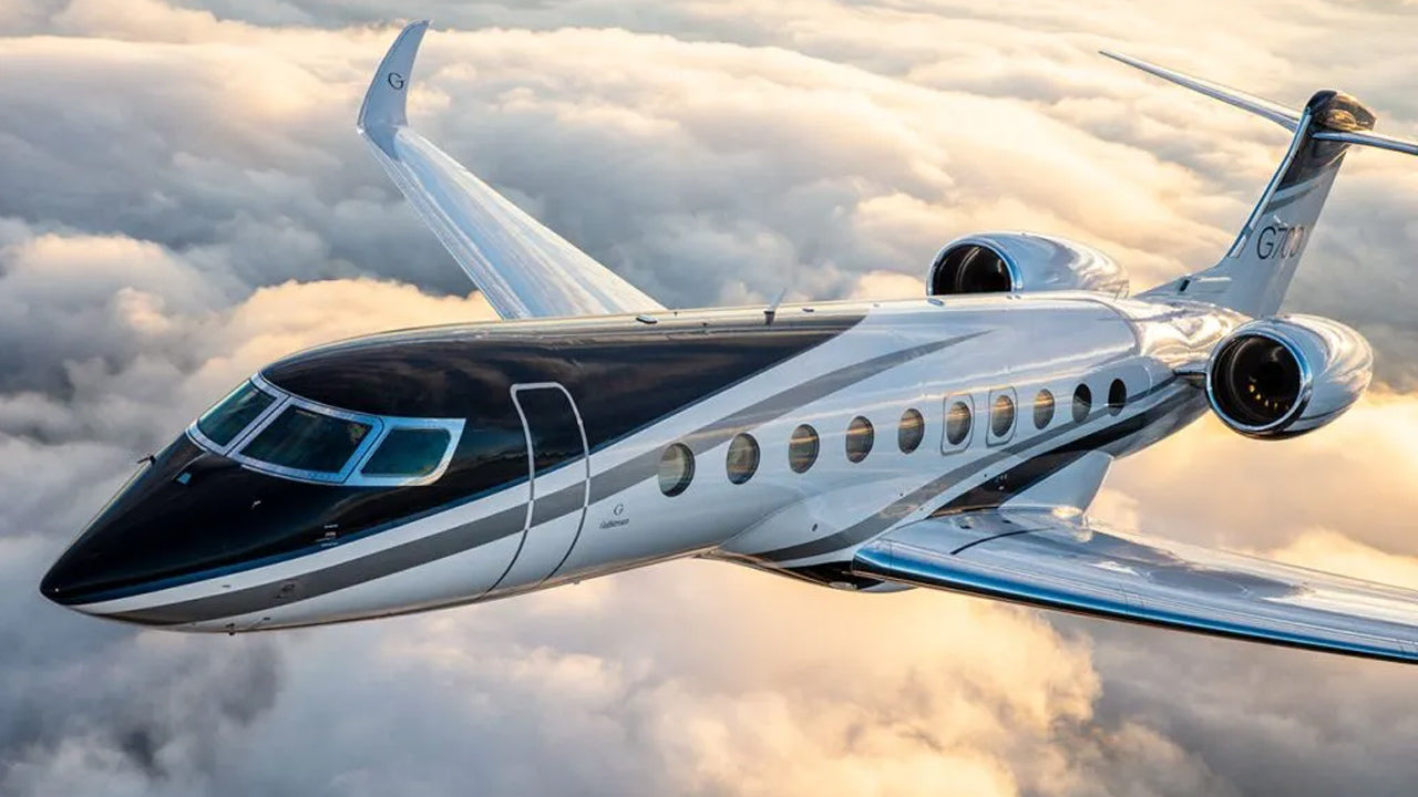 The Ultimate Luxury Experience: Chartering a Private Jet and Yacht Combo
