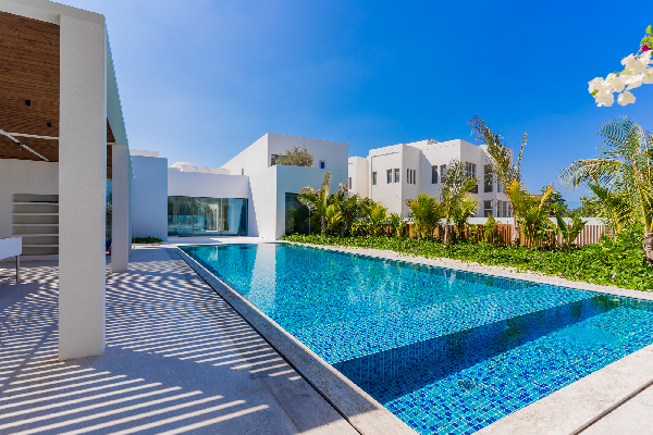 Exquisite Modern 6-Bedroom Villa in Emirates Hills, Dubai with Infinity Pool - METALUXURY