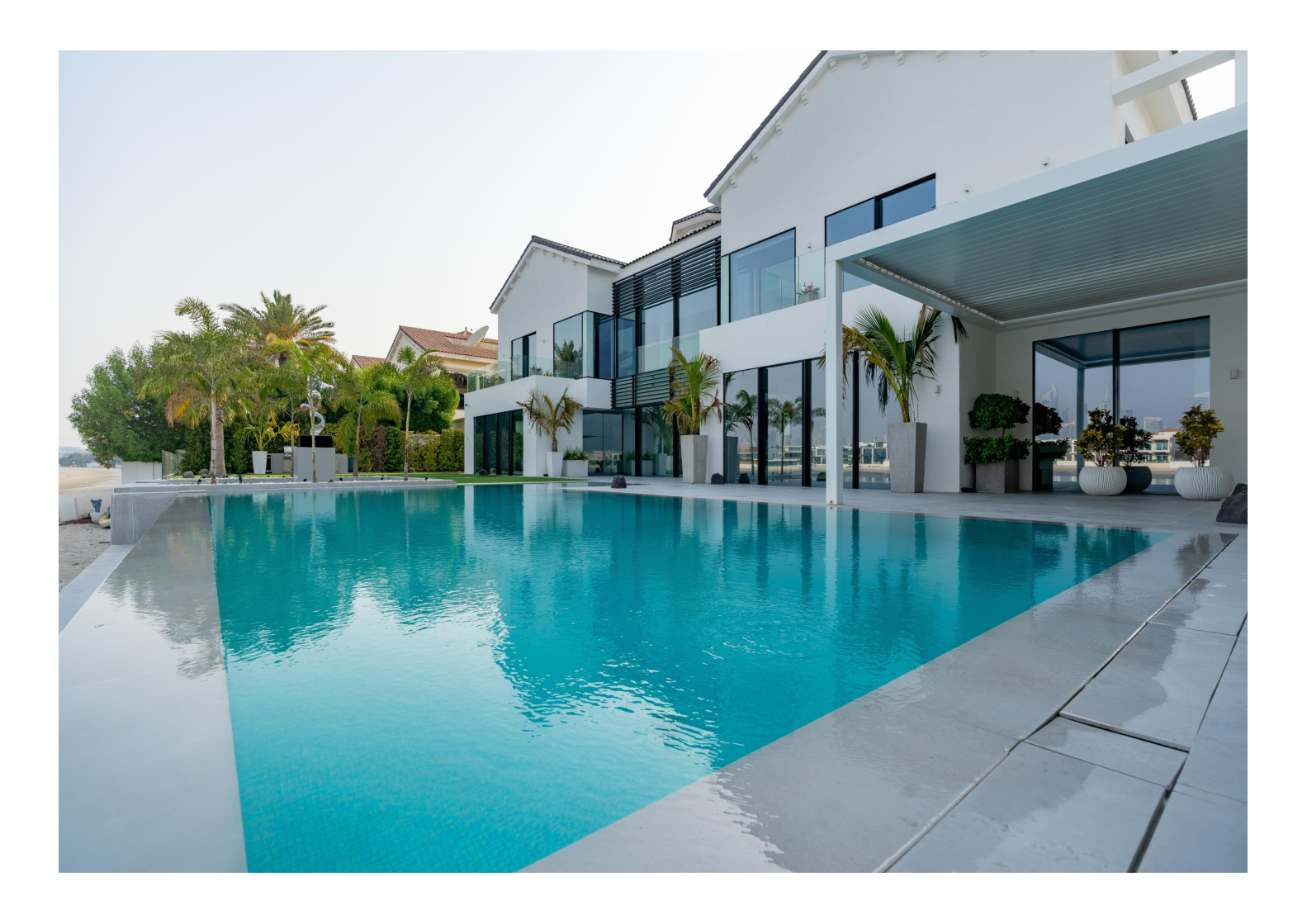 Modern 6-Bedroom Luxury Villa in Palm Jumeirah, Dubai - METALUXURY