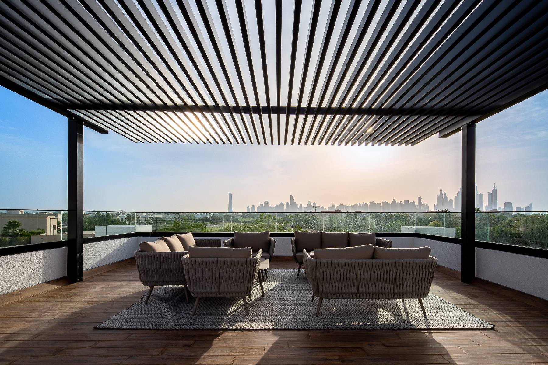 Emirates Hills Dubai 7 Bedroom Luxury Villa Eden House with Golf Course Views - METALUXURY