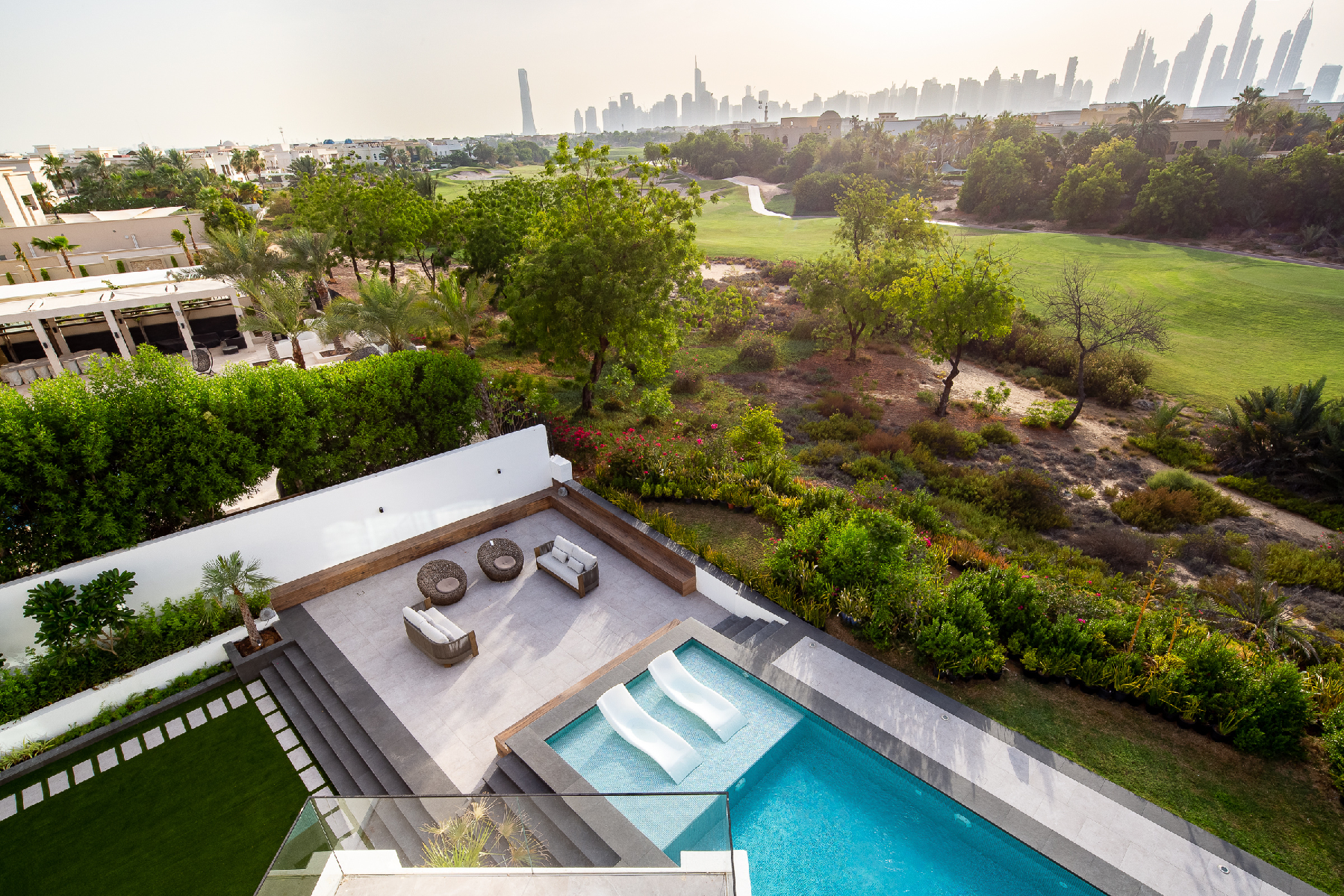 Emirates Hills Dubai 7 Bedroom Luxury Villa Eden House with Golf Course Views - METALUXURY