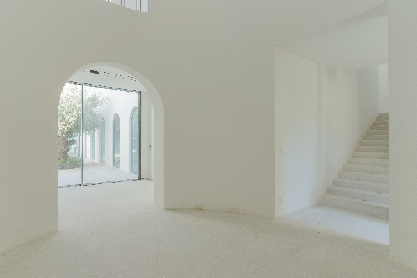 Exquisite Modern 6-Bedroom Villa in Emirates Hills, Dubai with Infinity Pool - METALUXURY