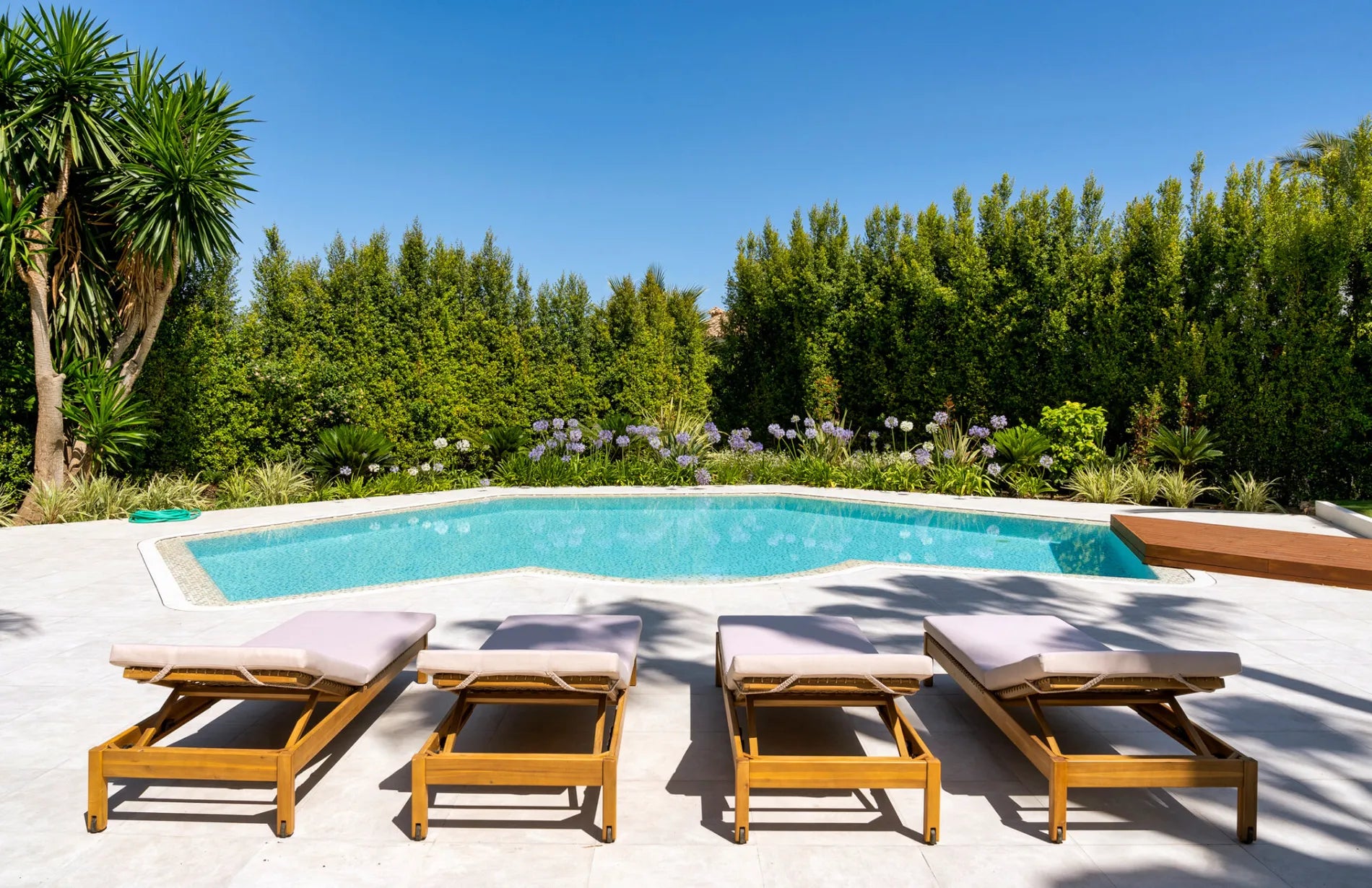 Elegant Completely Refurbished 6 Bedroom Villa With Sea Views La Cerquilla Nueva Andalucia - METALUXURY