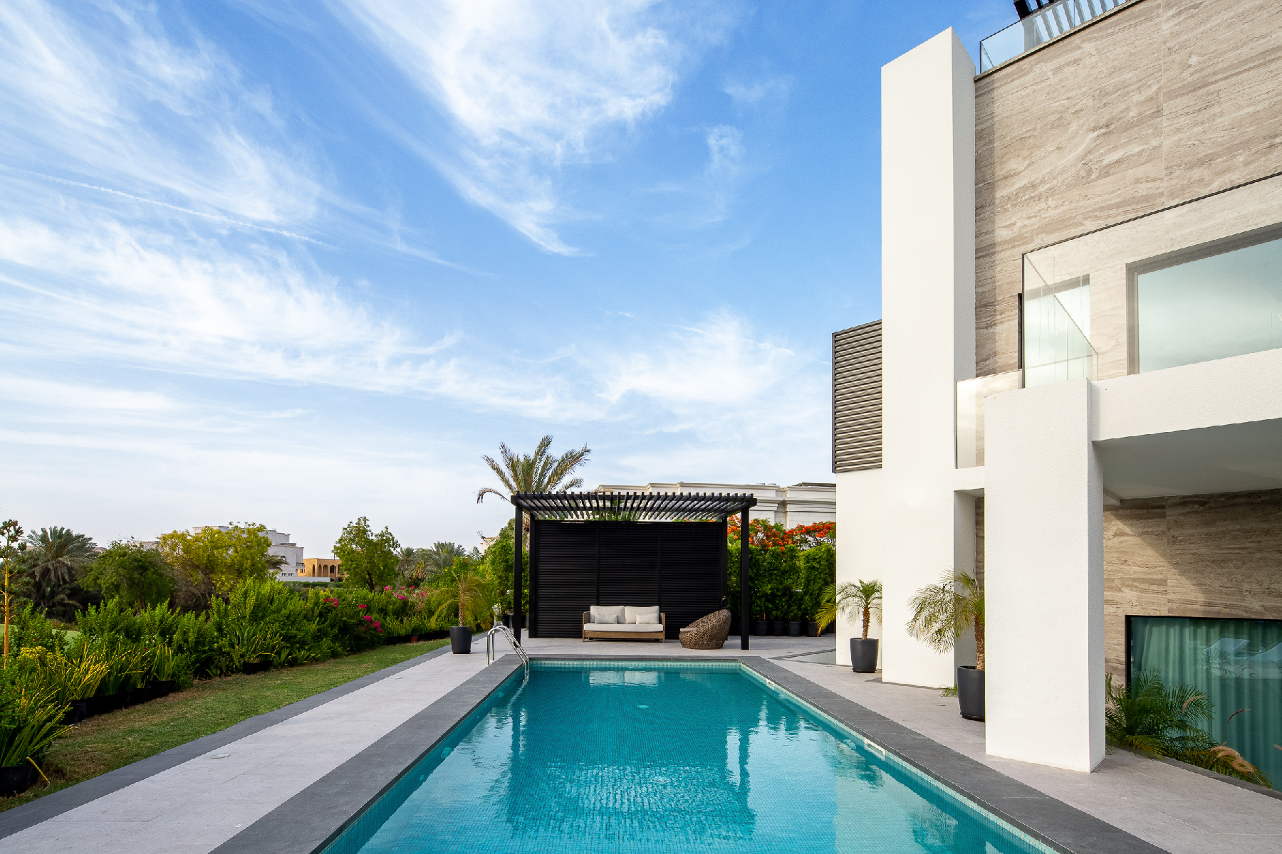 Emirates Hills Dubai 7 Bedroom Luxury Villa Eden House with Golf Course Views - METALUXURY