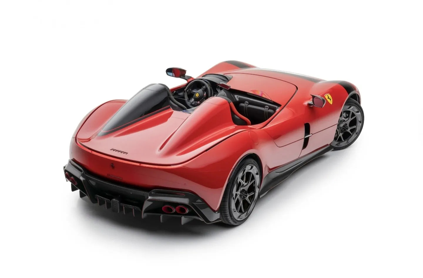 2023 Ferrari Monza SP2 - METALUXURY