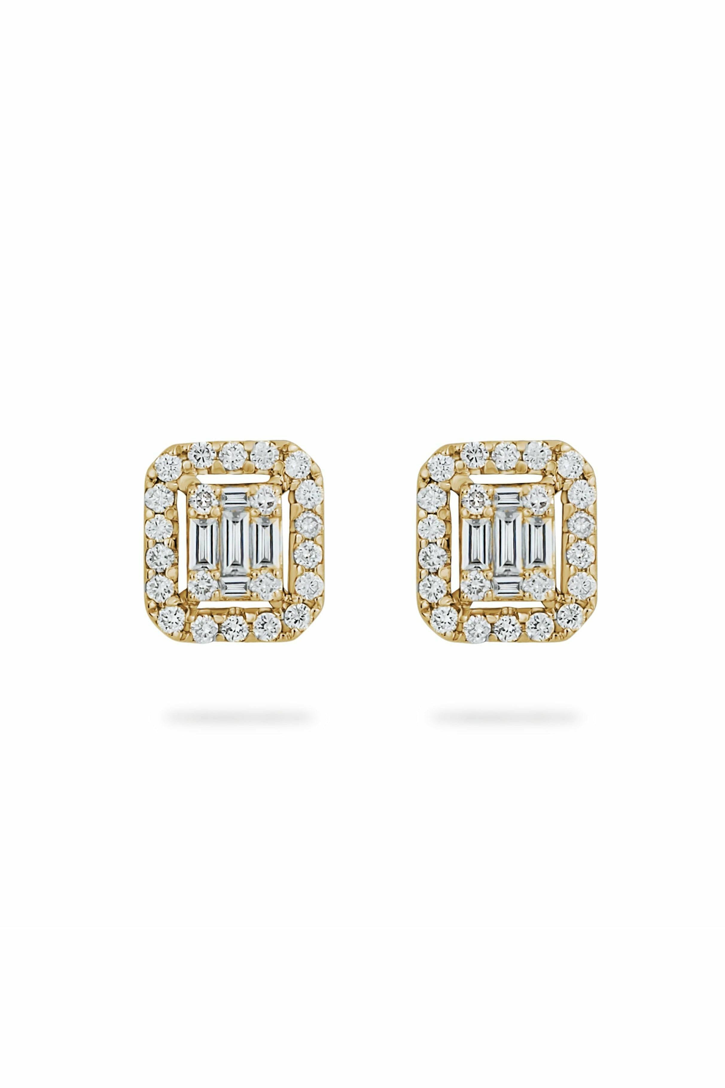 Illusion Diamond Stud with Halo-DUBAILUXURYWATCH