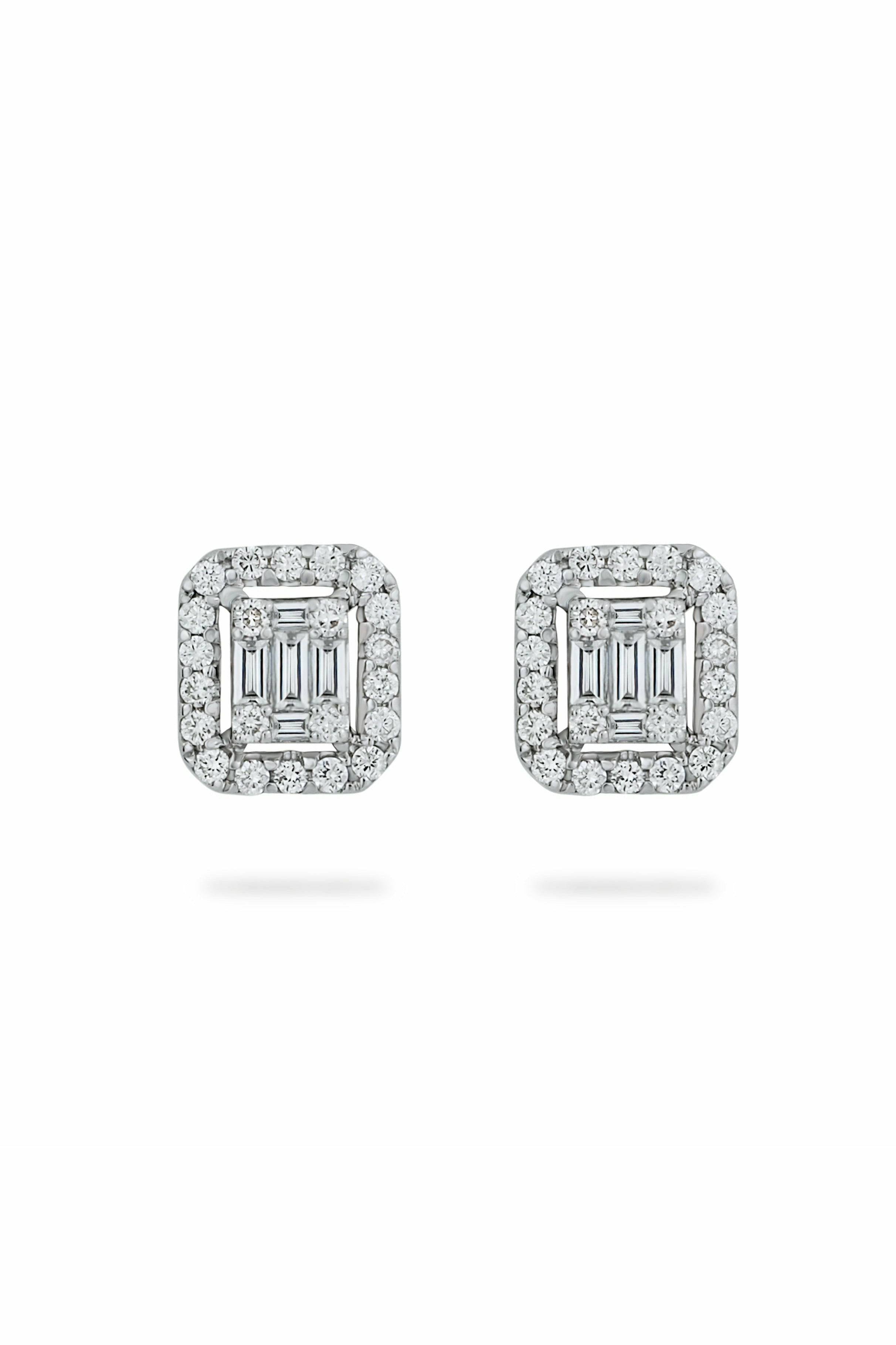 Illusion Diamond Stud with Halo-DUBAILUXURYWATCH